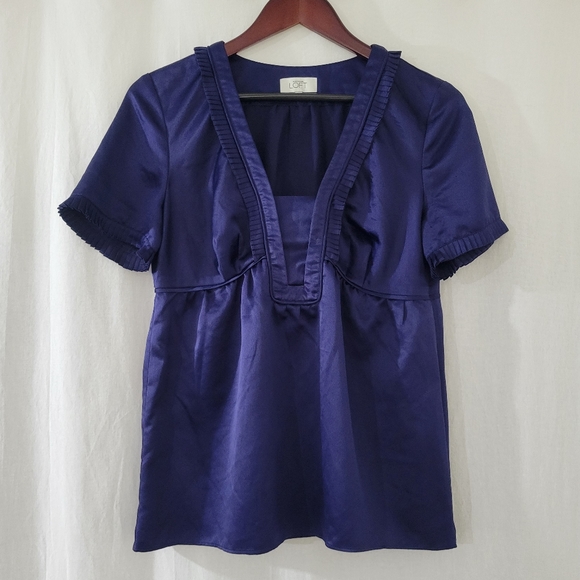 LOFT Blue Satin Short Sleeve Pleated Blouse Women's Size 8 - Picture 1 of 4